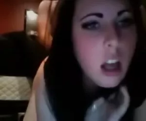 Tengo que decir shes tiene un rostro muy lindo!  disfrutar de