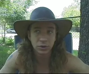 muy joven culo follando latina con tetas enormes obtiene una gran carga en su ano