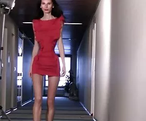 Ioana cuerpo súper delgado