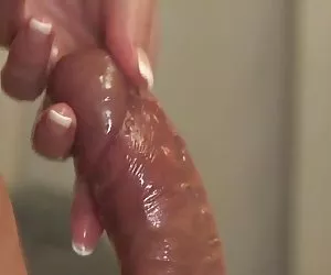 lento 6 - caricia de polla por una belleza suave