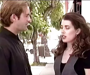 sexy coed recibe complacido su coño peludo