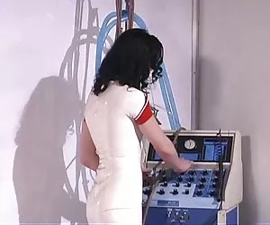 caliente chica rubia ama servidumbre caucho