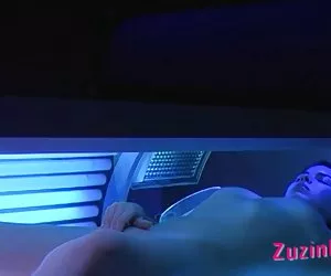 cámara oculta en el solarium. -video